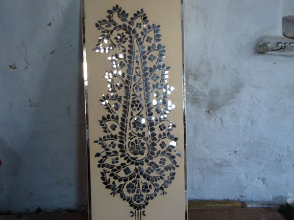 Majestic Thikri Leaf Art panel